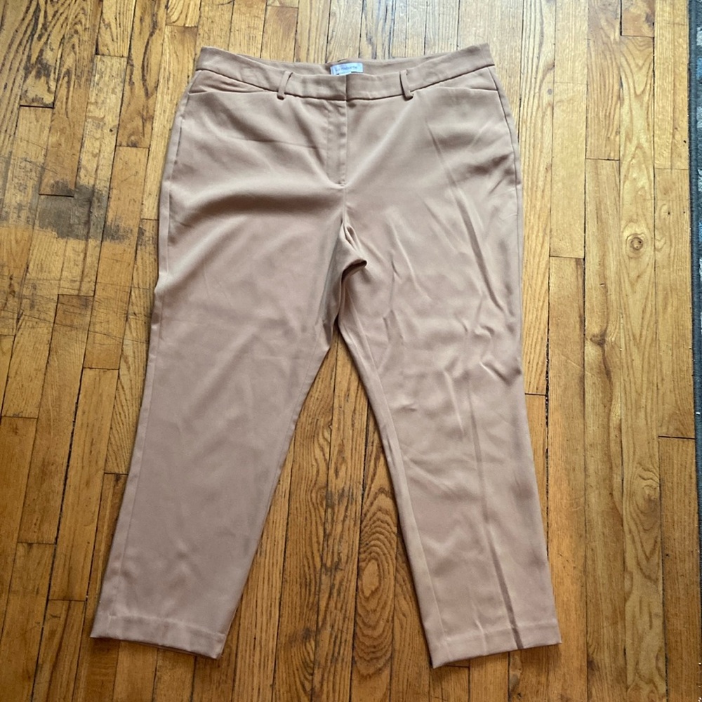 Beige Liz Claiborne Emma dress pants